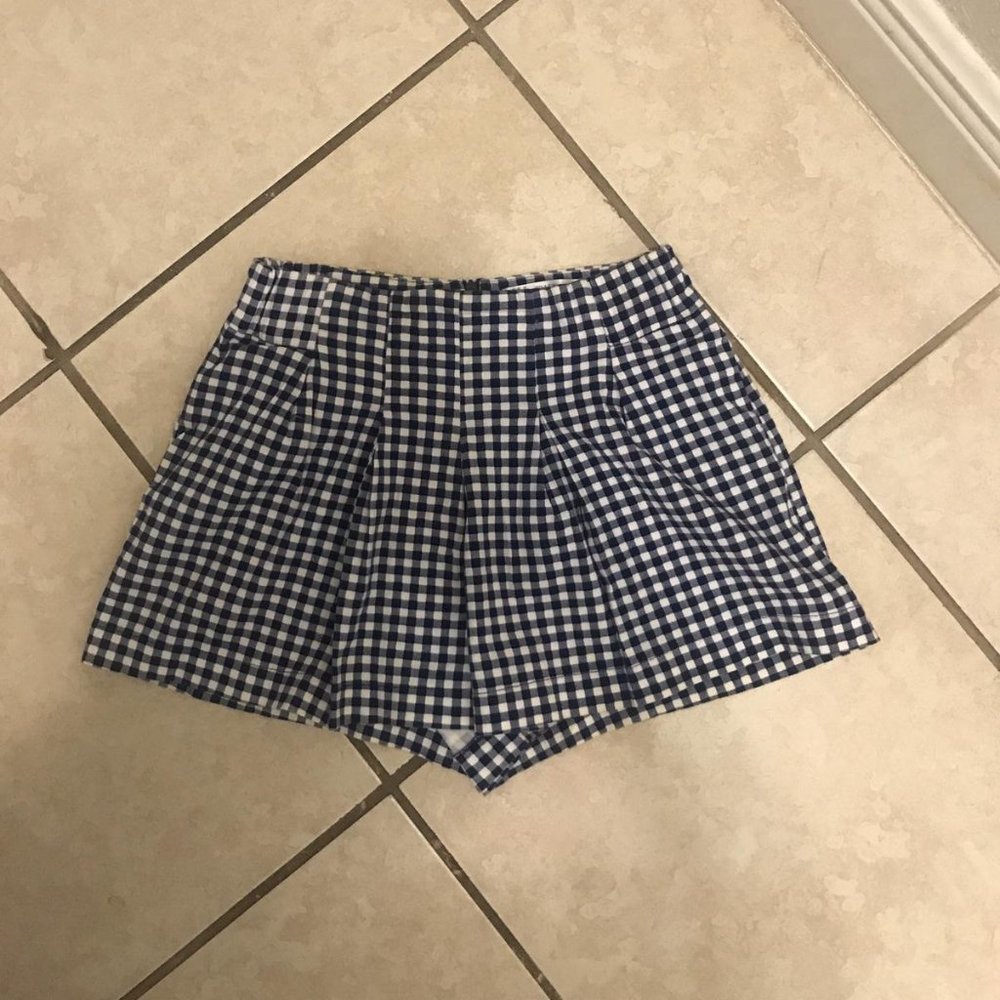Zara Blue and White Gingham shorts Medium